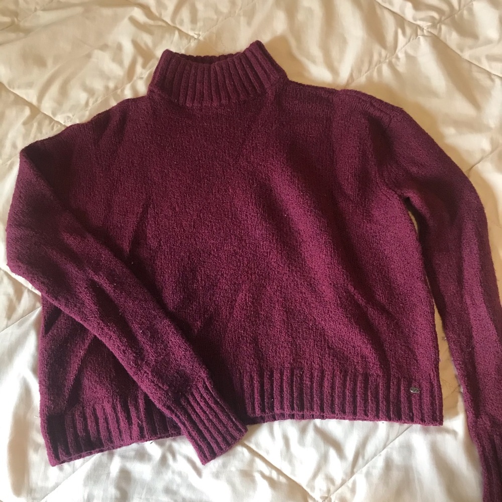 Mock neck crop sweater